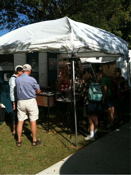 Lisa_Bailey_selling_at_the_Sidewalk_Art_Fair_Winter_Park_FL